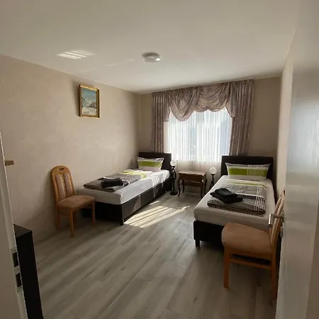 شقة Feniks بلومبرغ