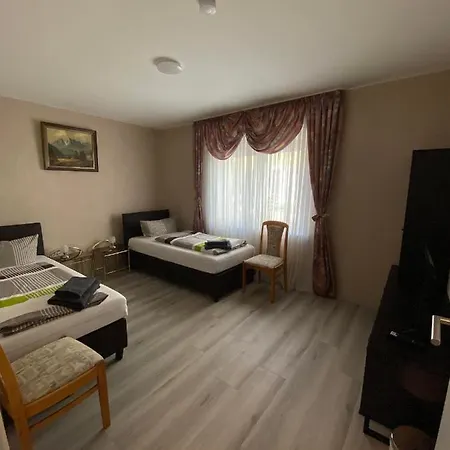 Apartment Feniks *