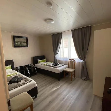 Feniks شقة بلومبرغ