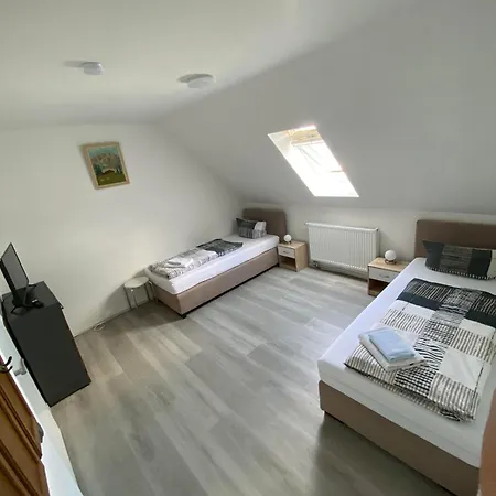 Feniks דירה בלומברג